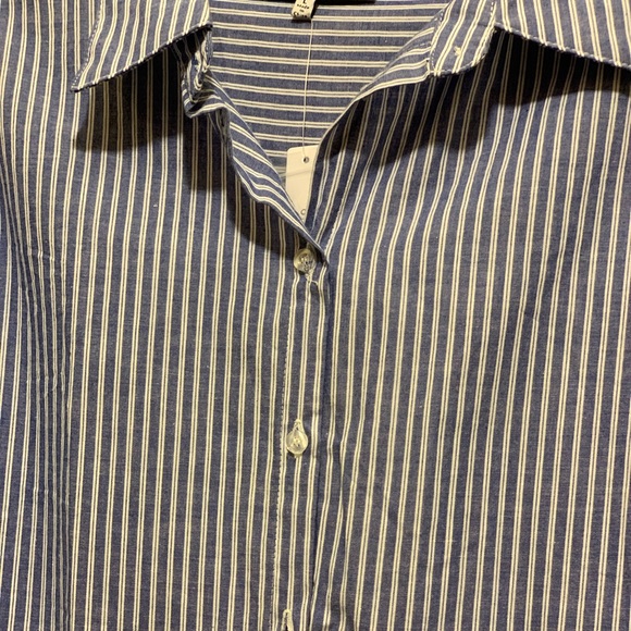 Blue and White Striped Blouse - Picture 3 of 3